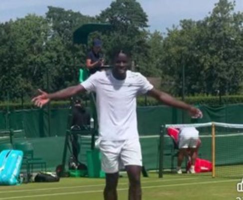 Nigerian teen Seun Ogunsakin makes history with Wimbledon Junior main draw qualification